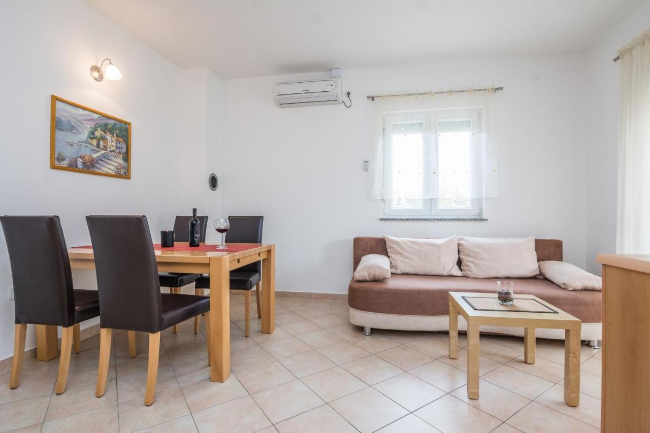 Apartments Sarlija Vir Dış mekan fotoğraf
